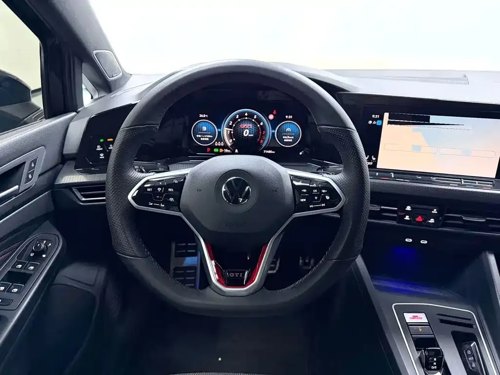 Volkswagen Golf GTI — фото 3
