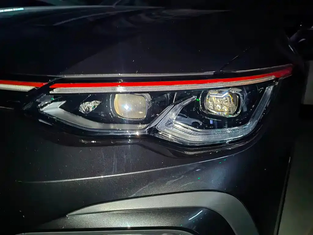 Volkswagen Golf GTI — фото 7