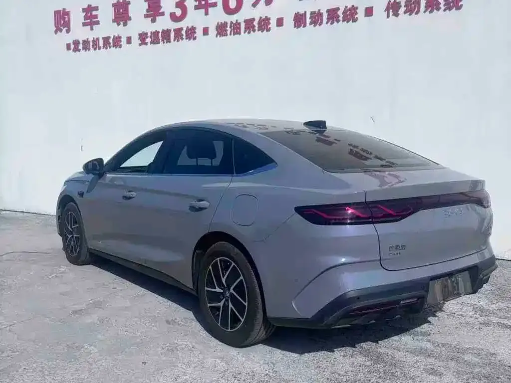 BYD Qin L — фото 8