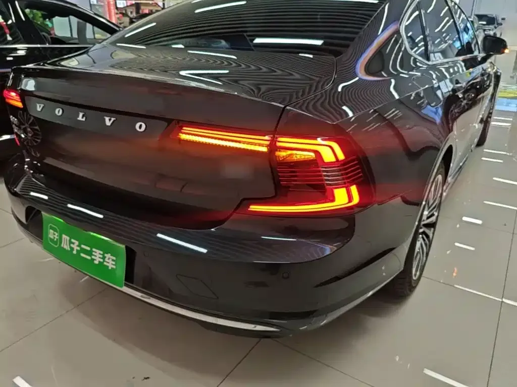 Volvo S90 — фото 4
