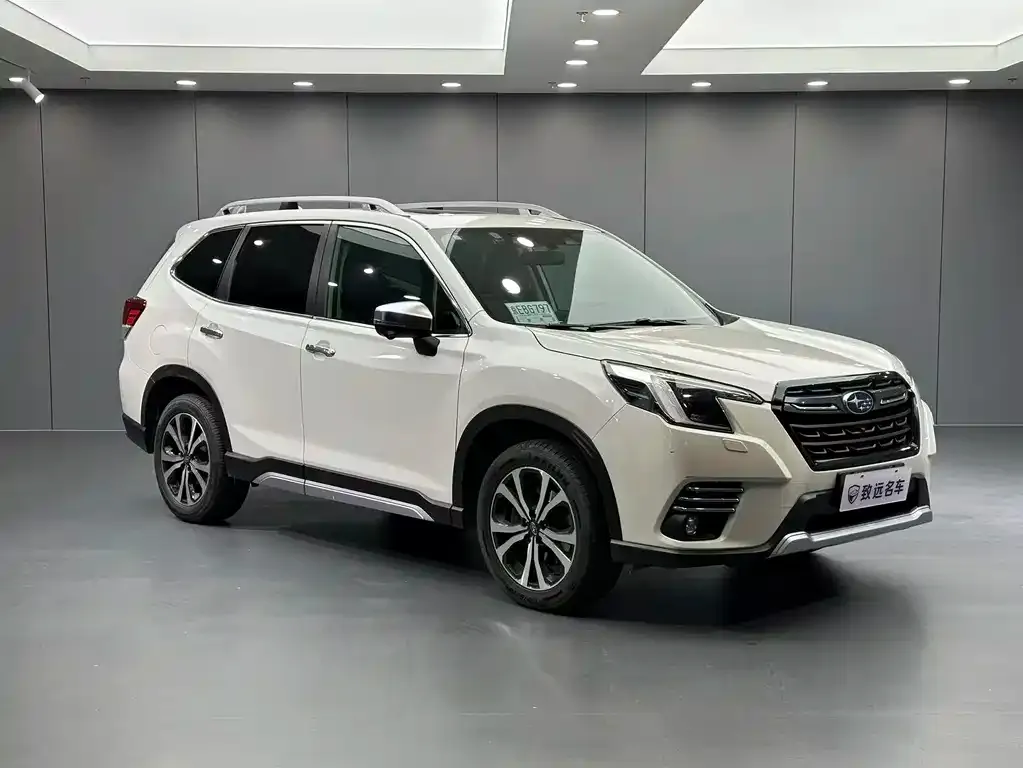 Subaru Forester — фото 3