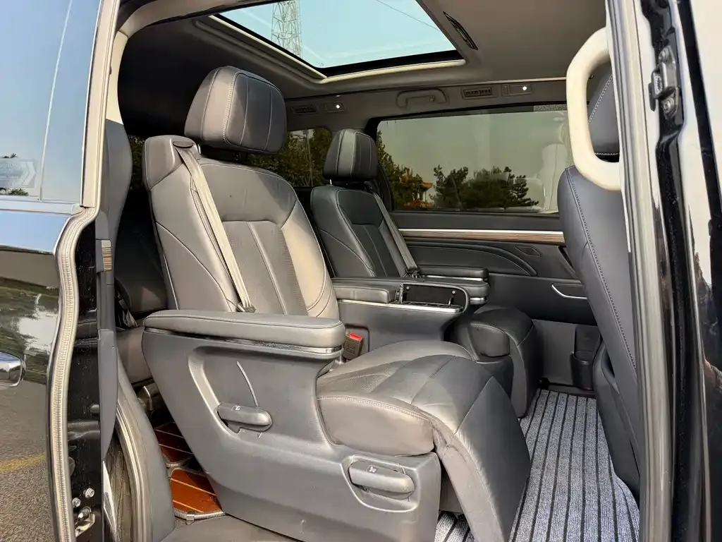 GAC Motor Trumpchi M8 — фото 2