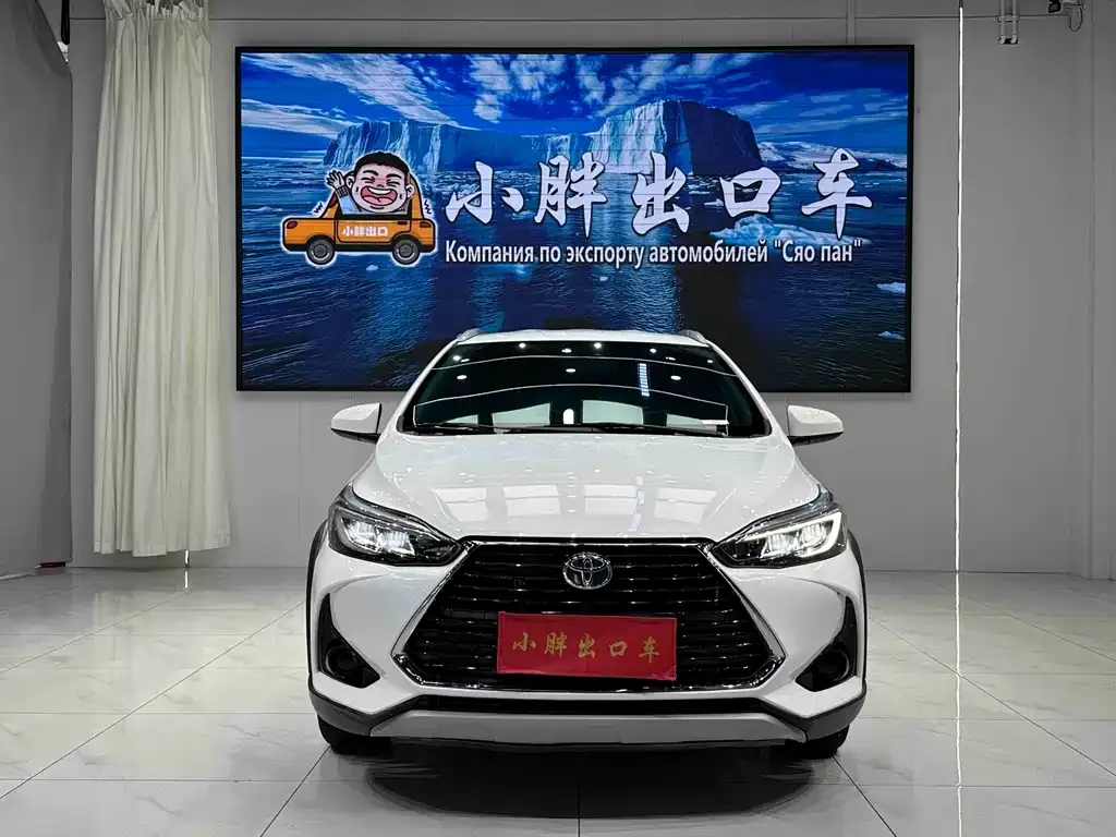 Toyota Yaris L — фото 8