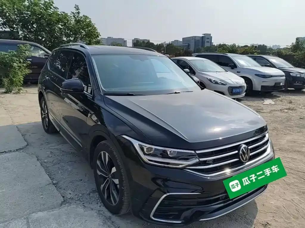 Volkswagen Tiguan L — фото 5