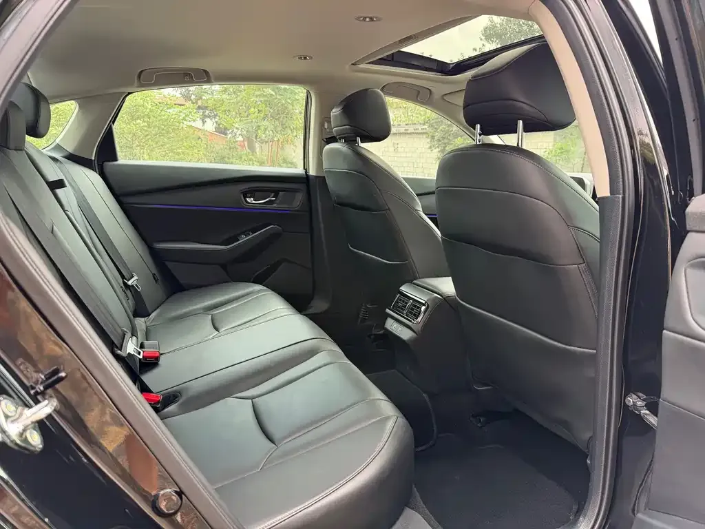 Honda Accord — фото 2