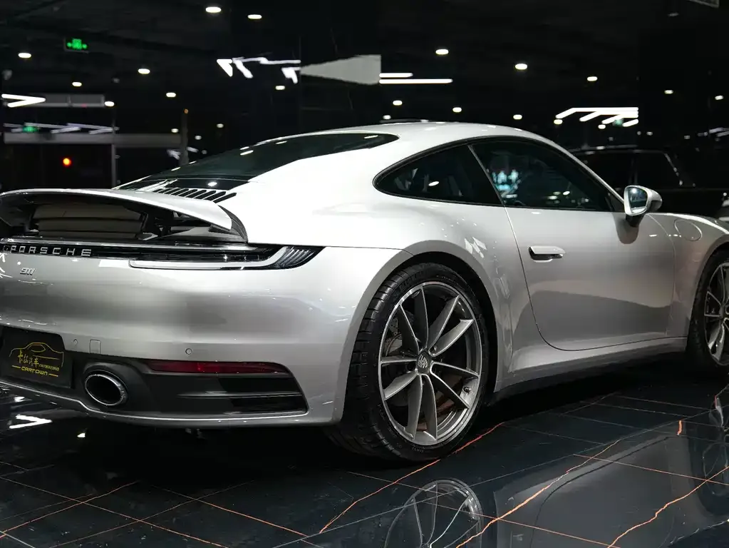 Porsche 911 — фото 10