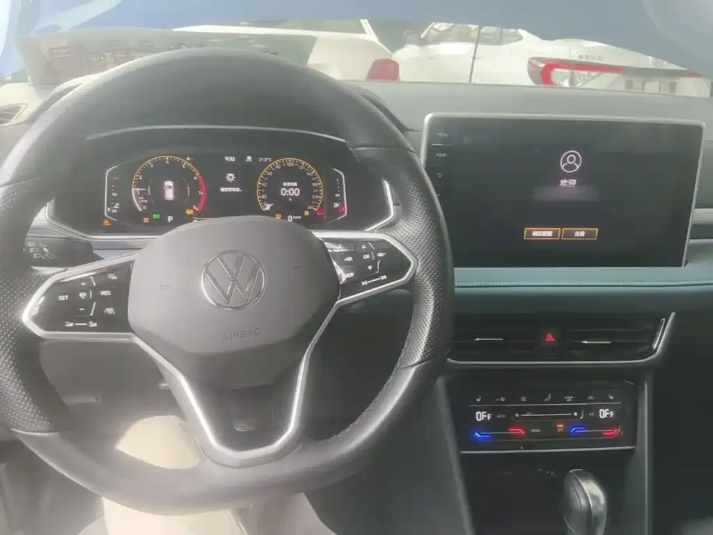 Volkswagen Tharu — фото 8