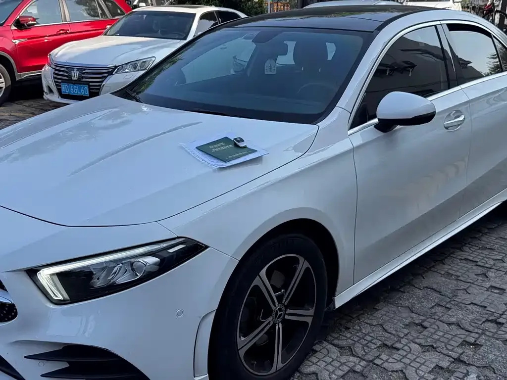 Mercedes-Benz A-Class — фото 1