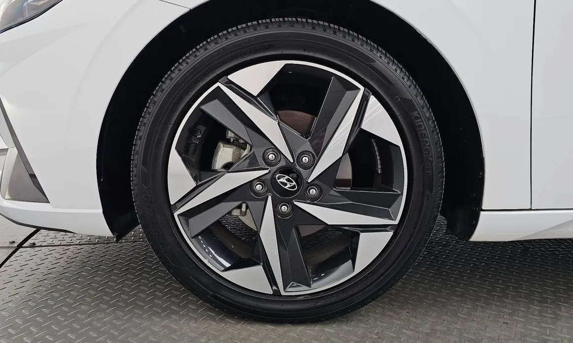 Hyundai AVANTE — фото 6