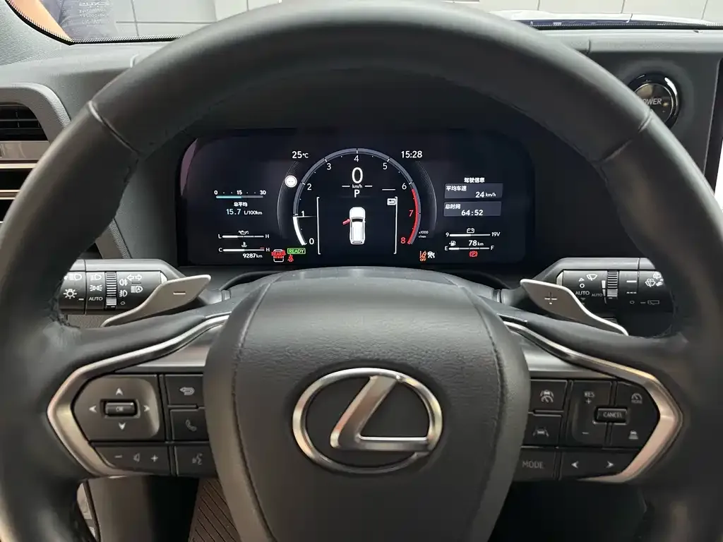 Lexus GX — фото 4