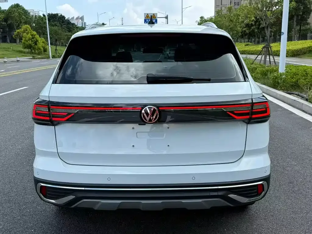 Volkswagen Tharu — фото 4