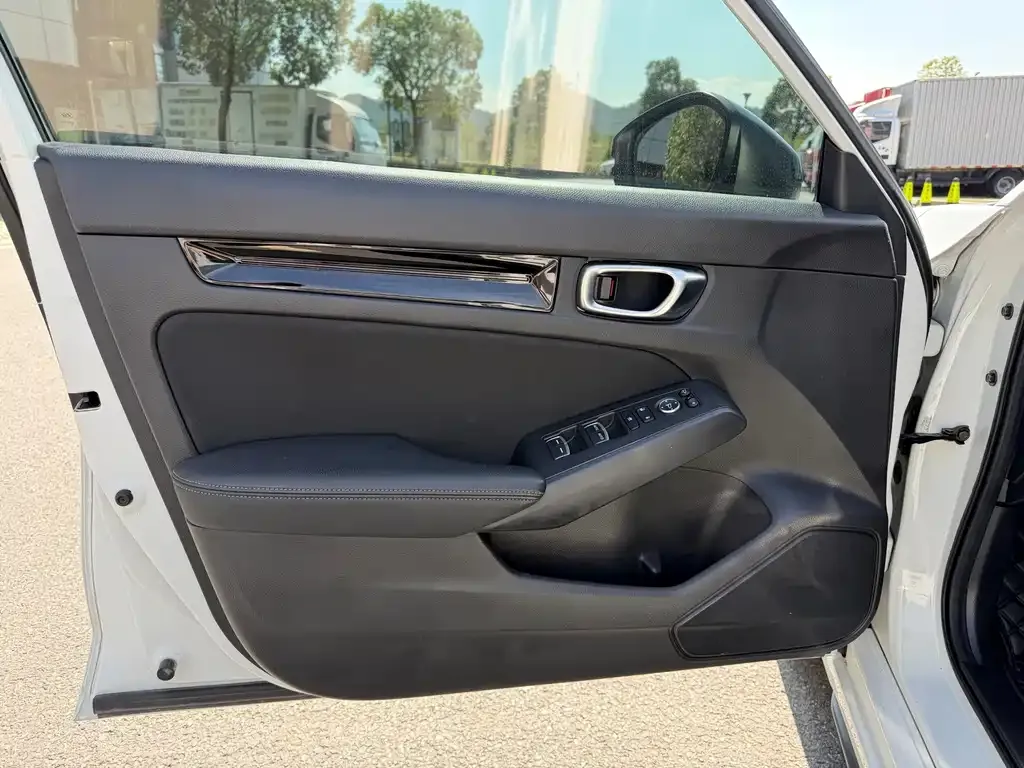 Honda Civic — фото 5