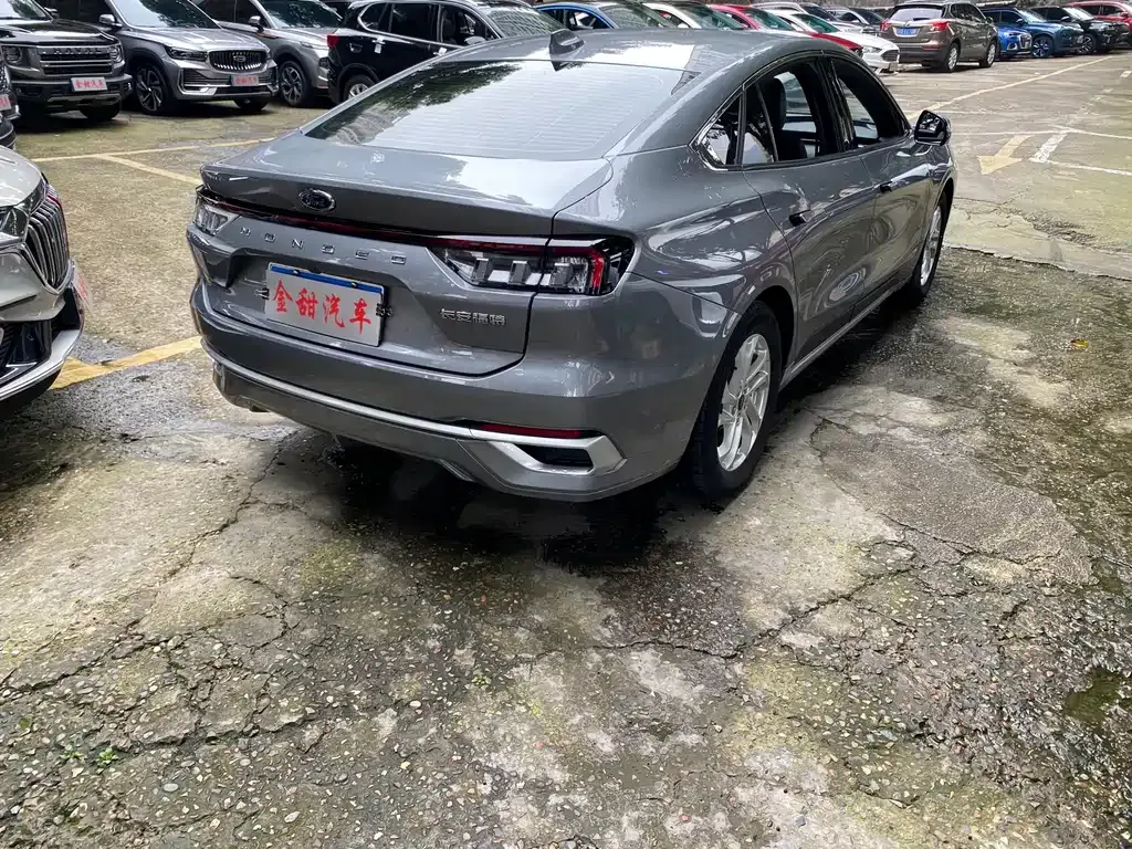 Ford Mondeo — фото 10