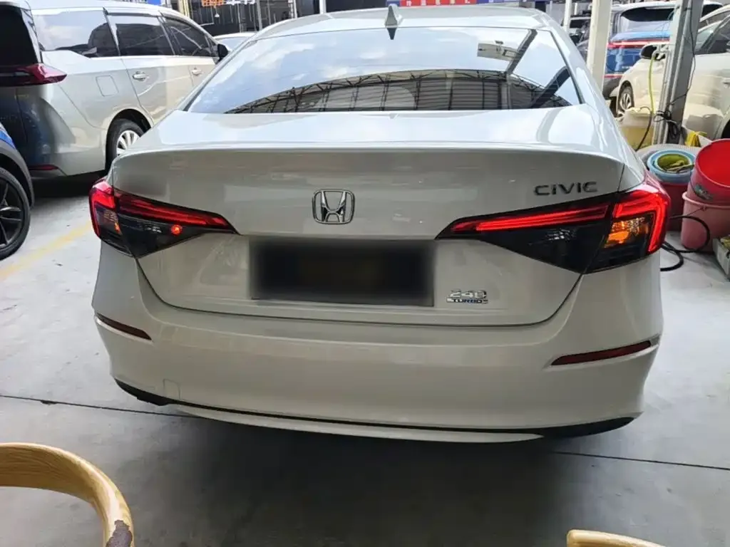 Honda Civic — фото 5