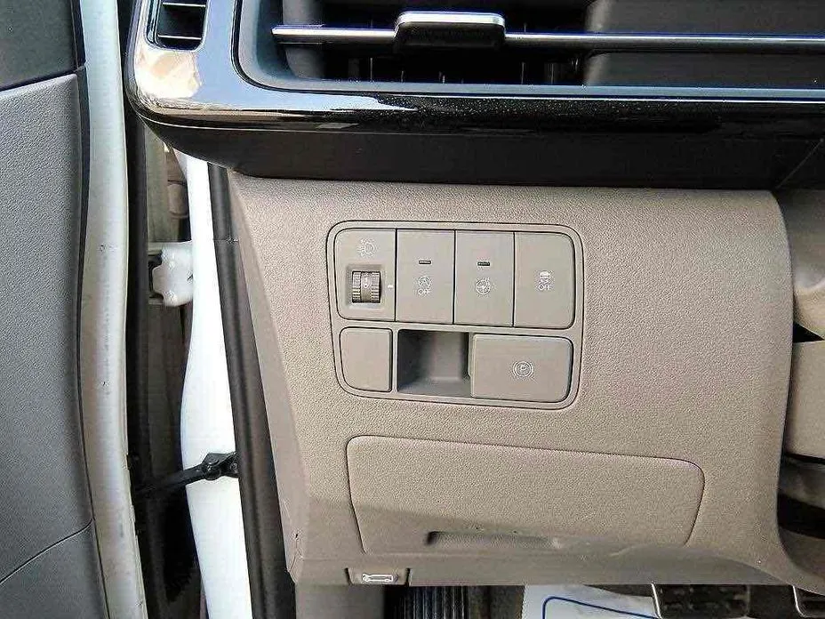 Hyundai Staria — фото 6