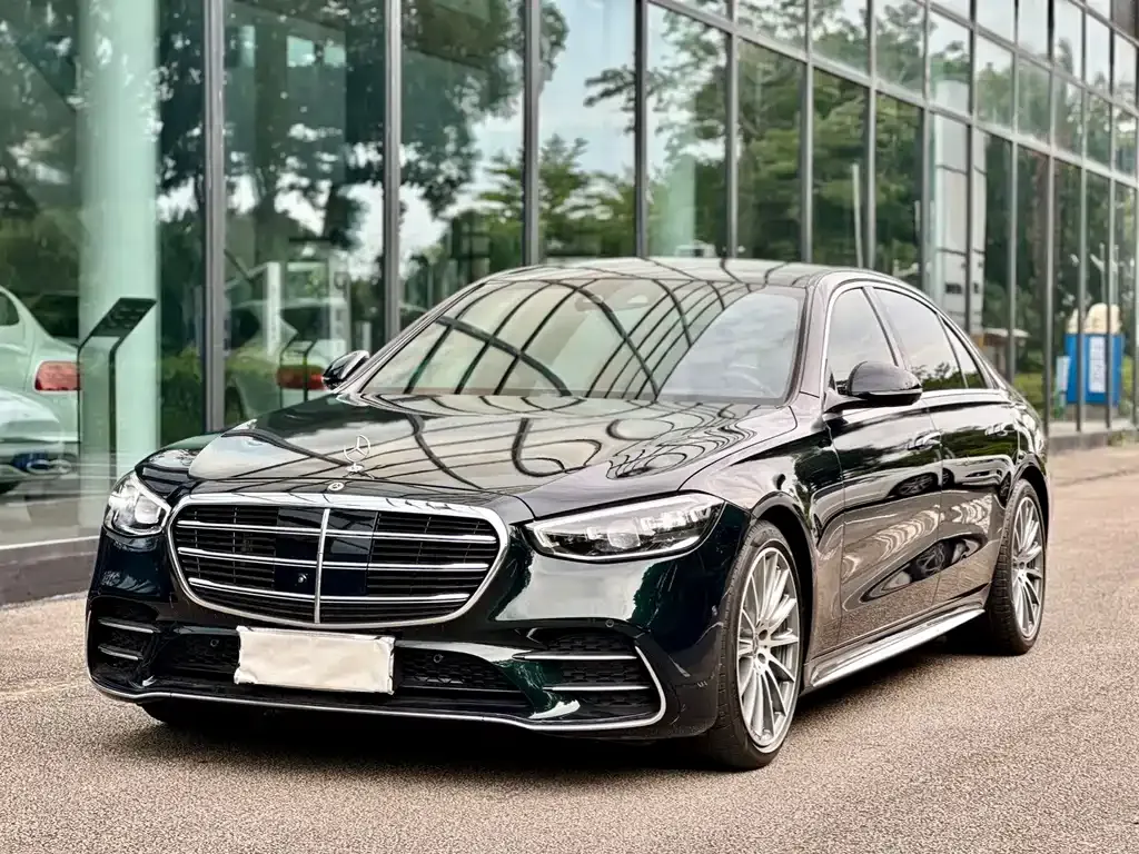 Mercedes-Benz S-Class — фото 1