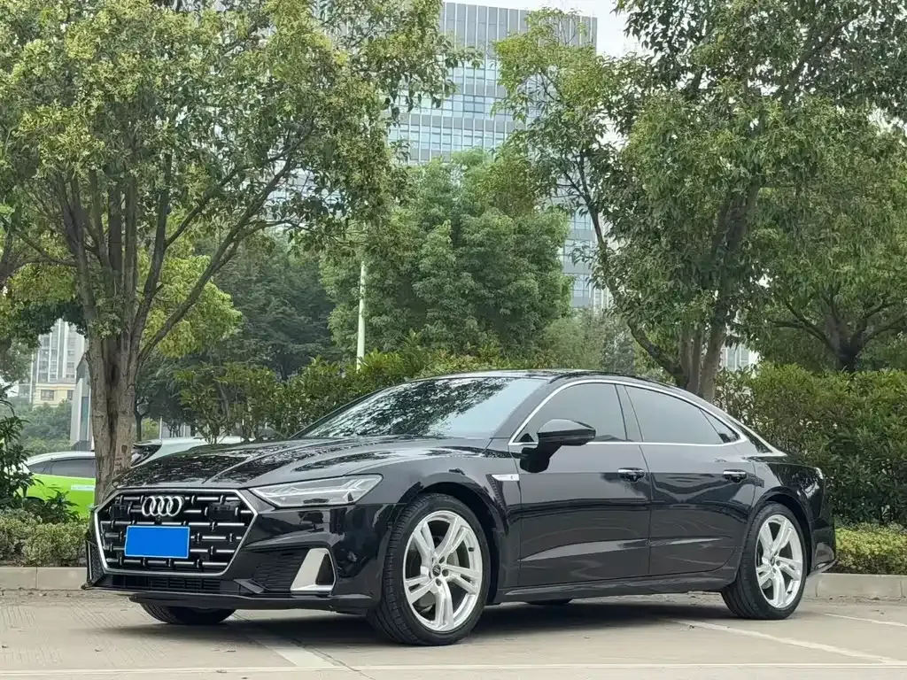 Audi A7L — фото 7