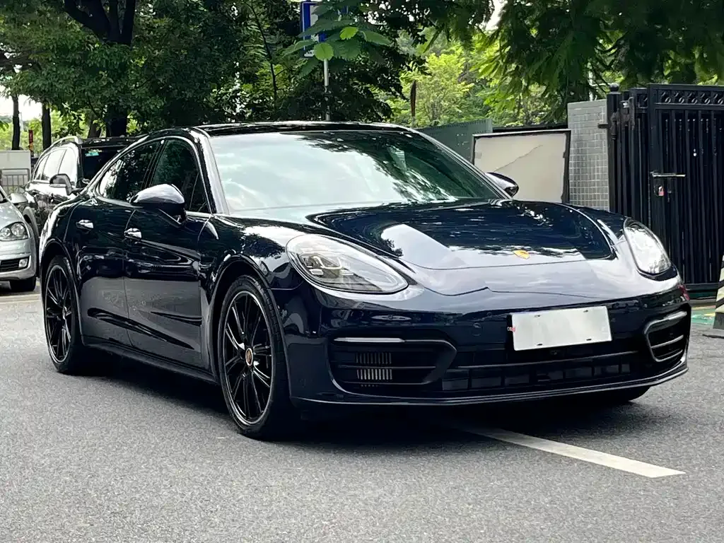 Porsche Panamera — фото 9
