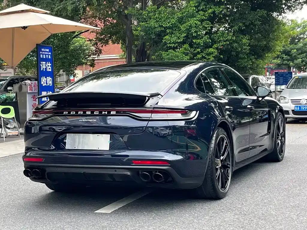 Porsche Panamera — фото 10
