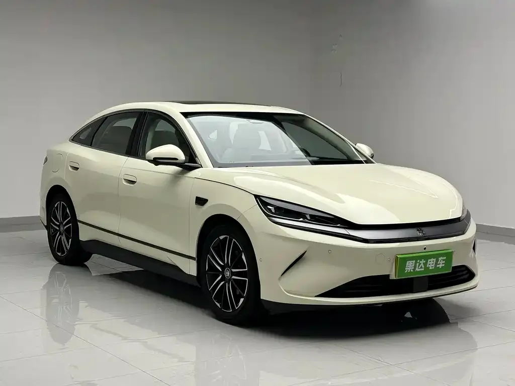 BYD Qin L — фото 8