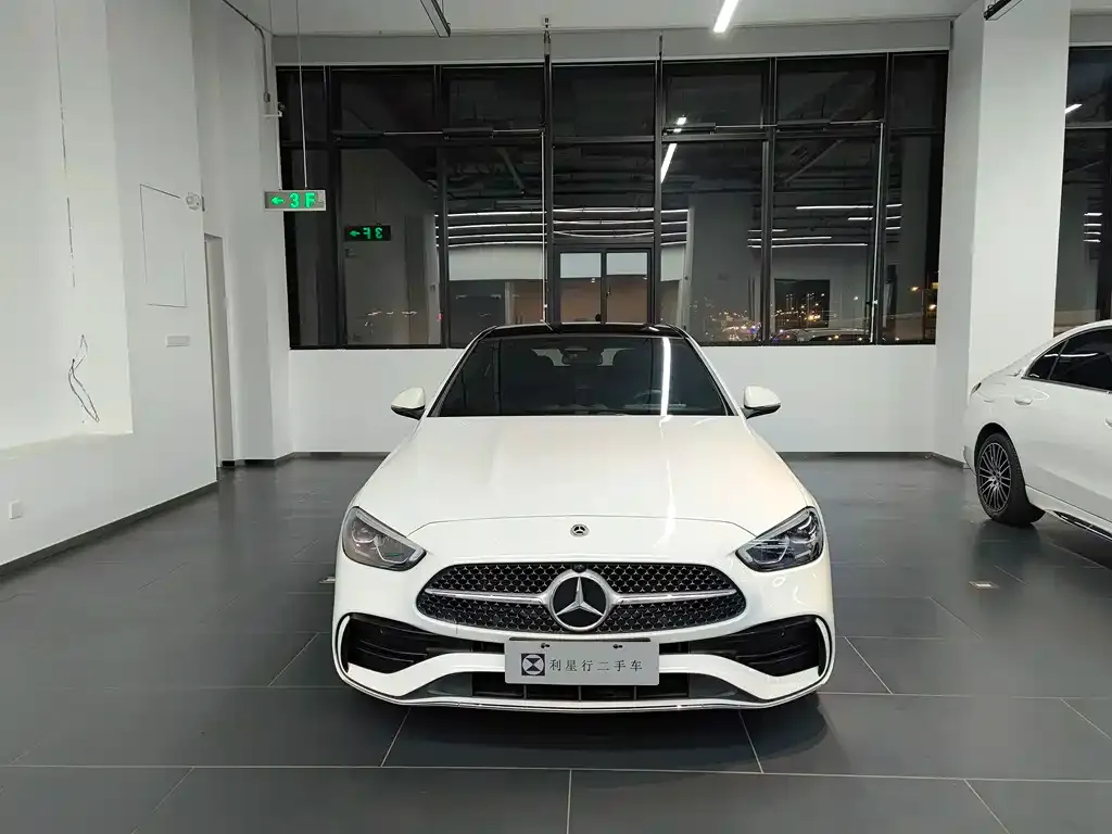 Mercedes-Benz C-Class — фото 10