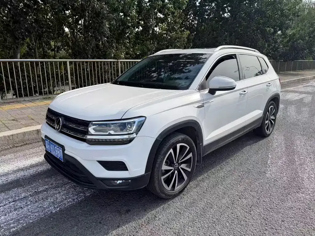 Volkswagen Tharu — фото 1