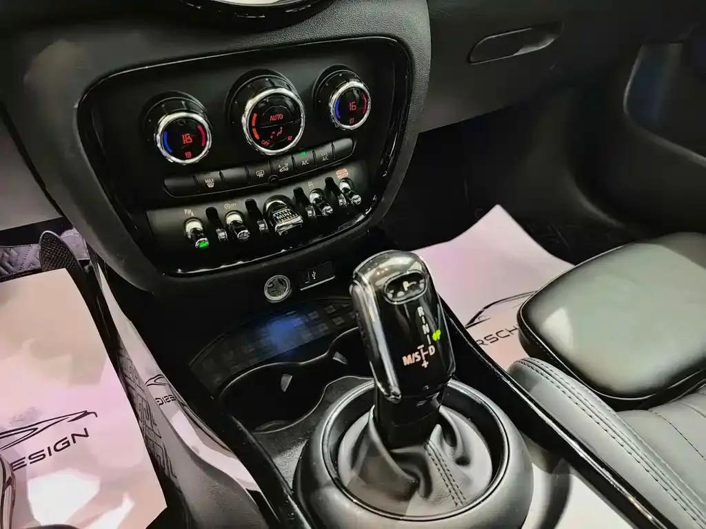 MINI Clubman — фото 7