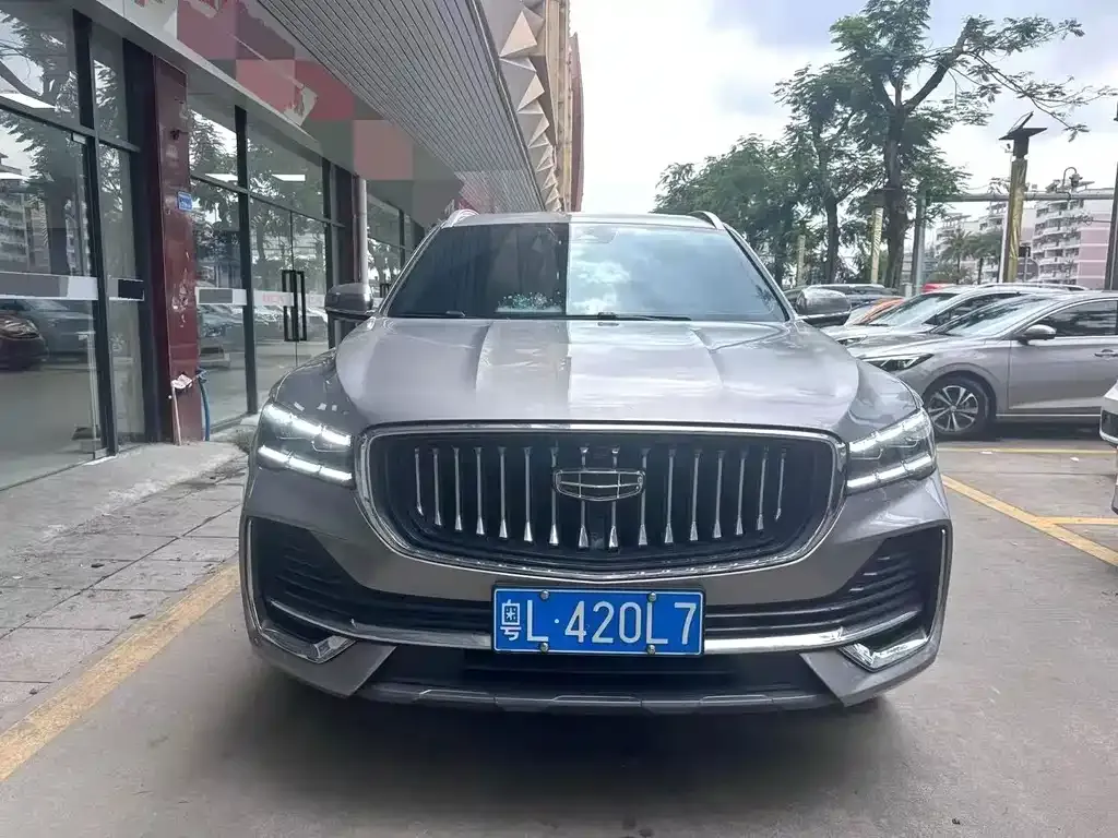 Geely Xingyue L — фото 8