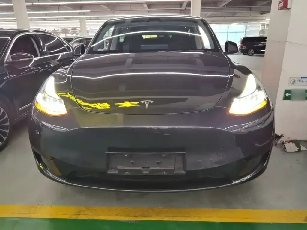 Tesla Model Y — фото 7