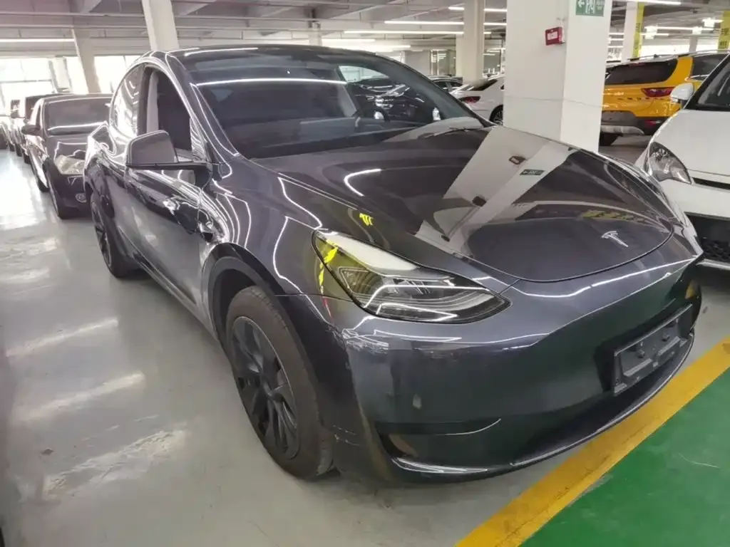Tesla Model Y — фото 4