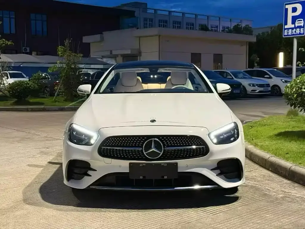 Mercedes-Benz E-Class (Import) — фото 10
