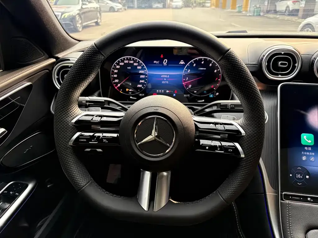 Mercedes-Benz C-Class — фото 10