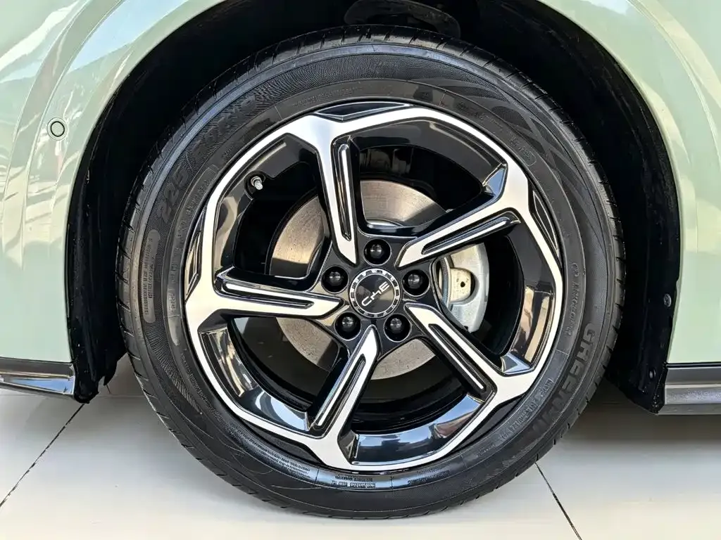 BYD Seal 06GT — фото 7