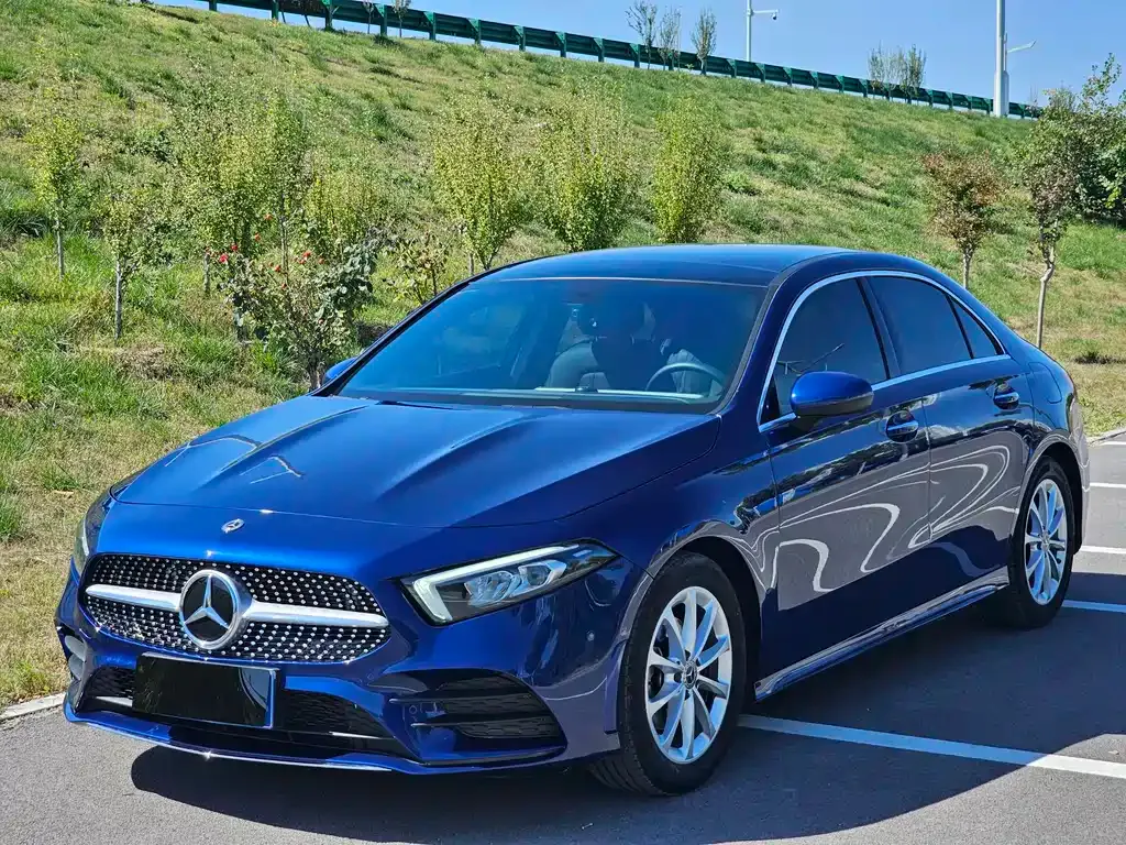 Mercedes-Benz A-Class — фото 1