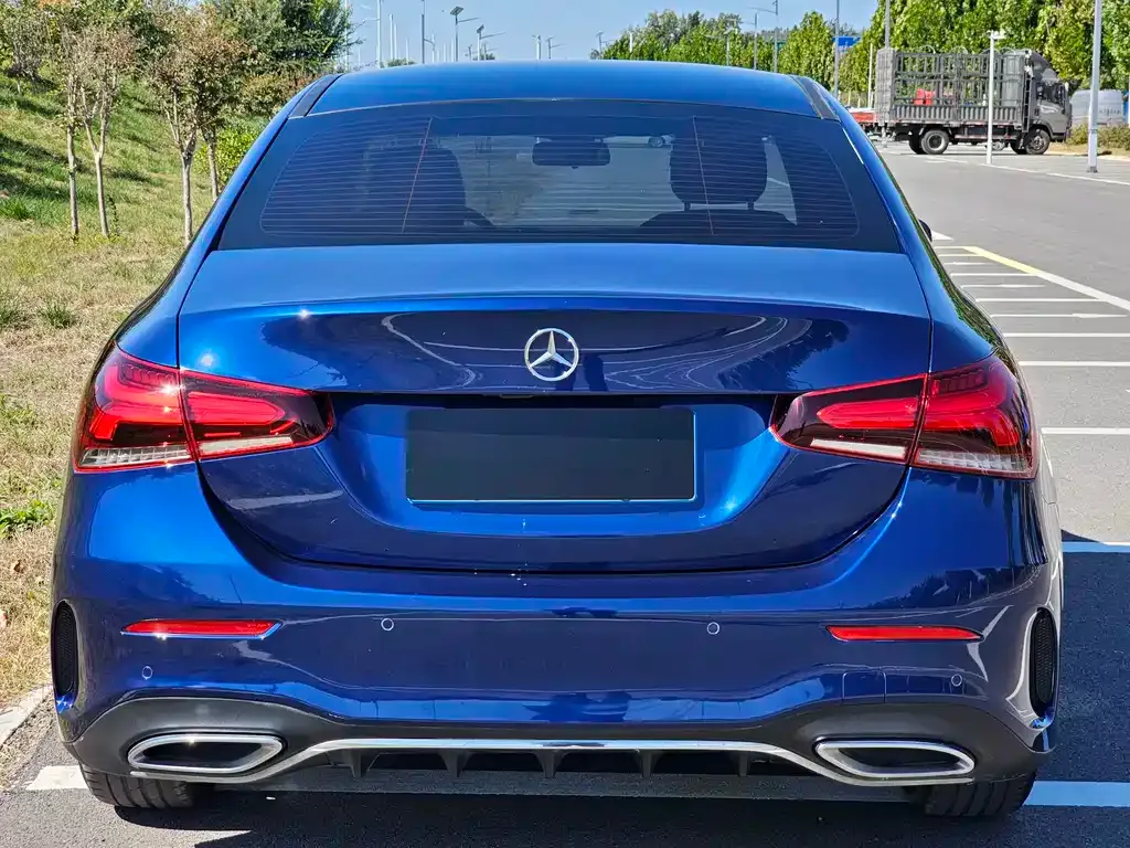 Mercedes-Benz A-Class — фото 9