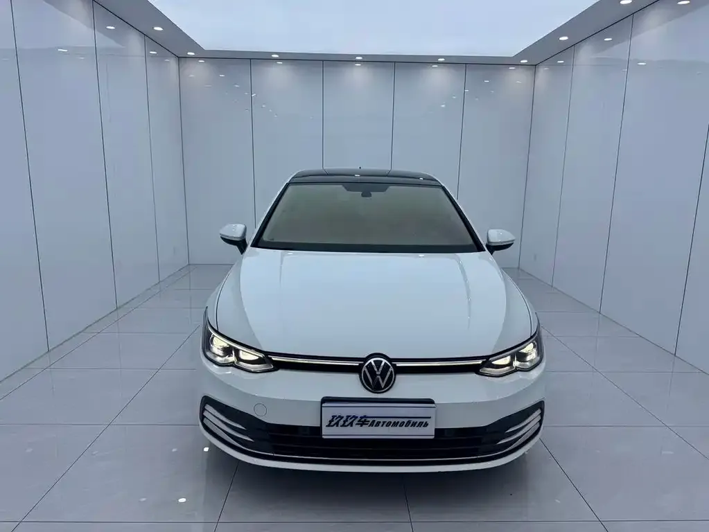 Volkswagen Golf — фото 7