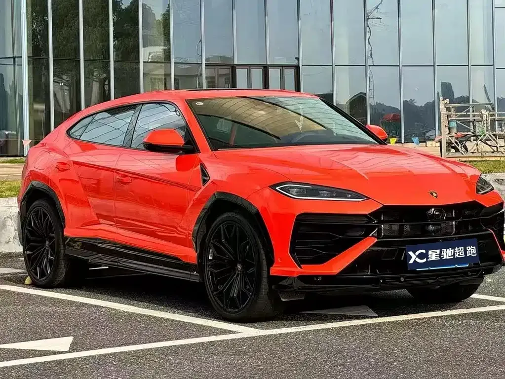 Lamborghini Urus SE — фото 3