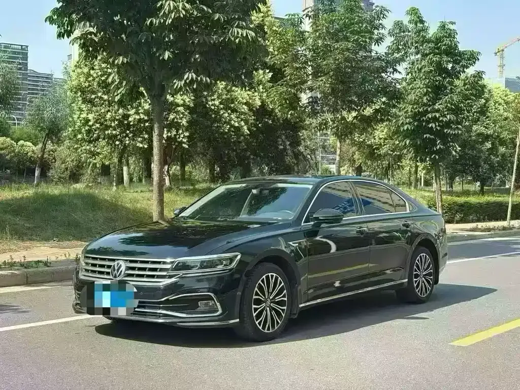 Volkswagen Phideon — фото 1