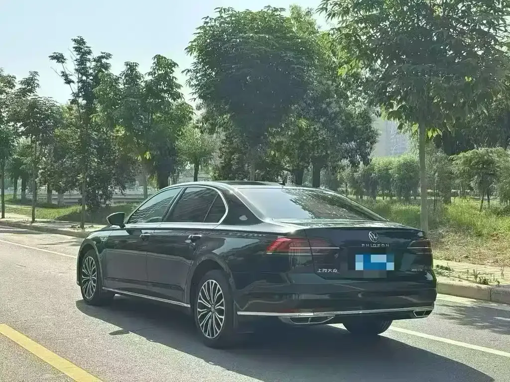 Volkswagen Phideon — фото 8