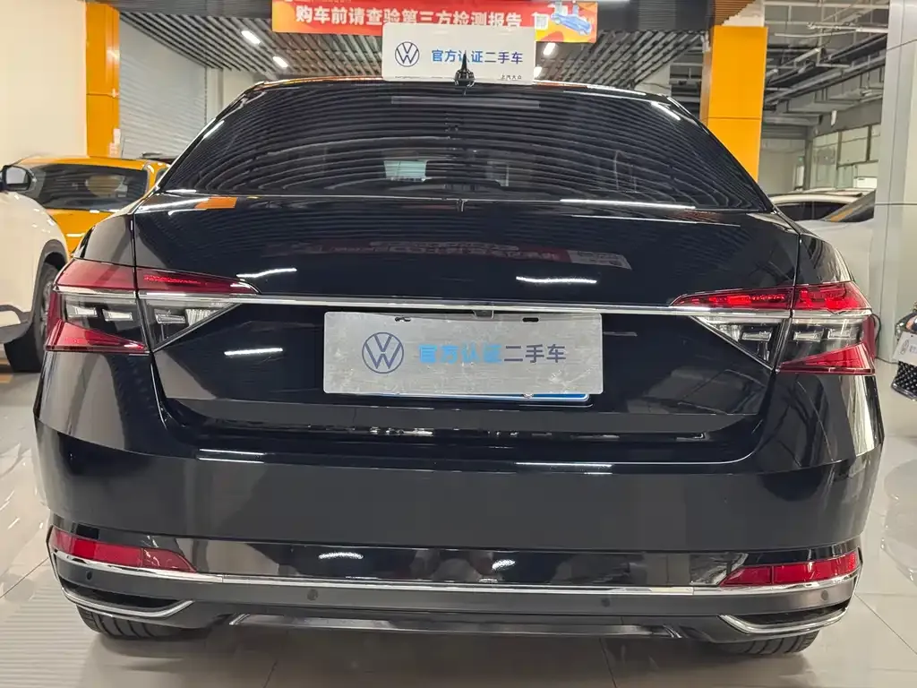 Skoda Superb — фото 6