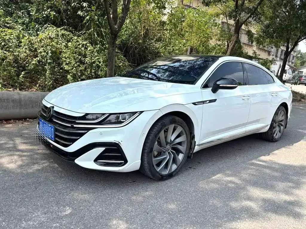 Volkswagen CC — фото 1