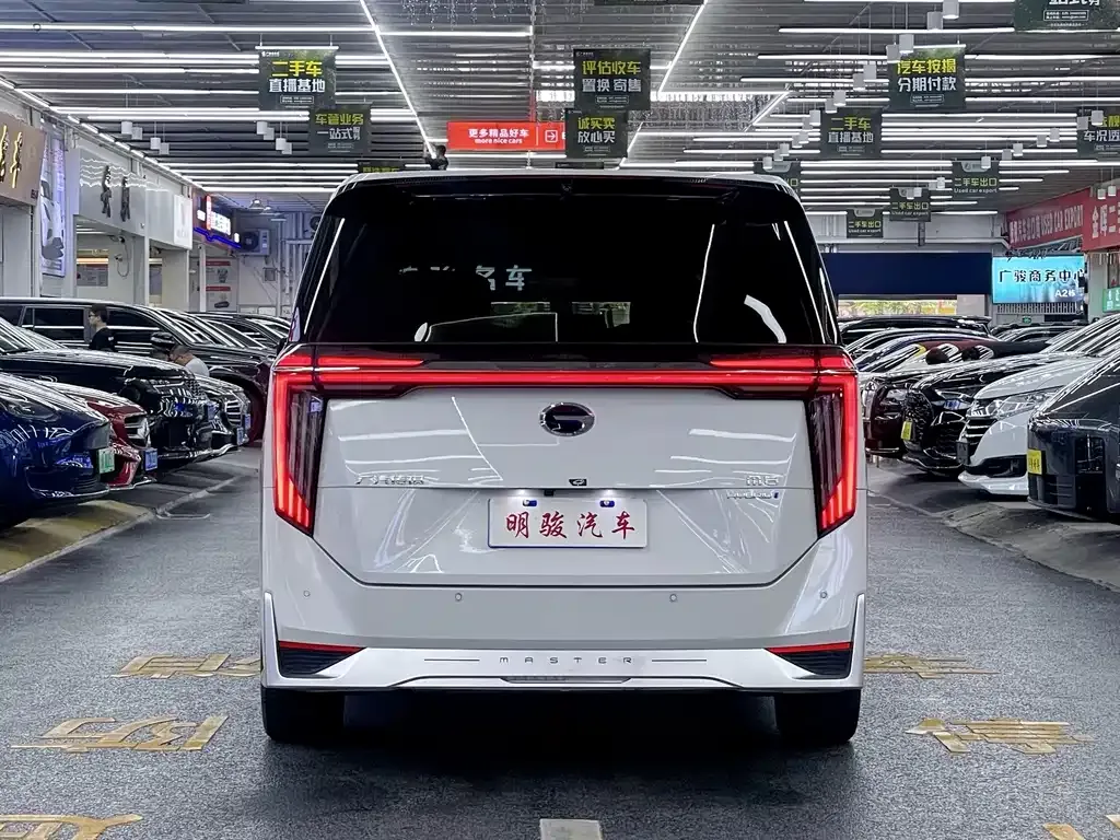 GAC Motor Trumpchi M8 — фото 5