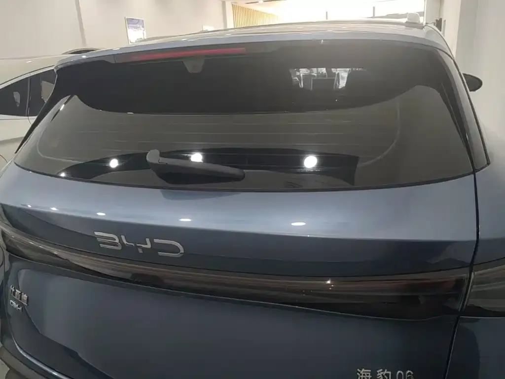 BYD Seal 06 DM-i Touring — фото 10