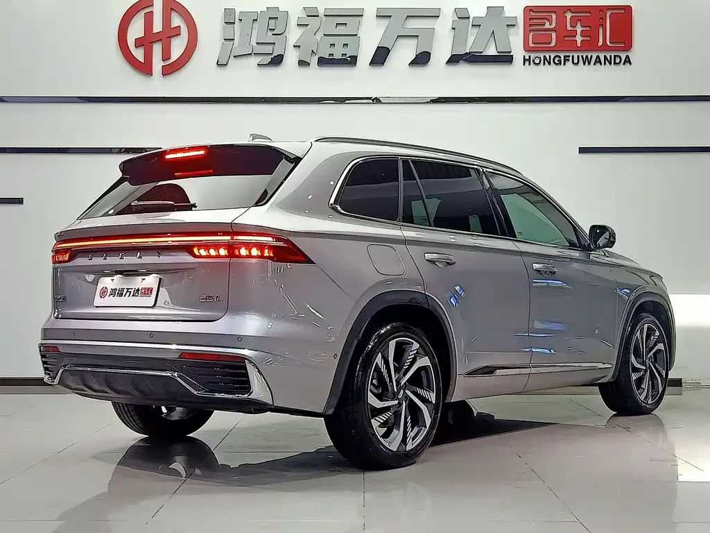 Geely Xingyue L — фото 9
