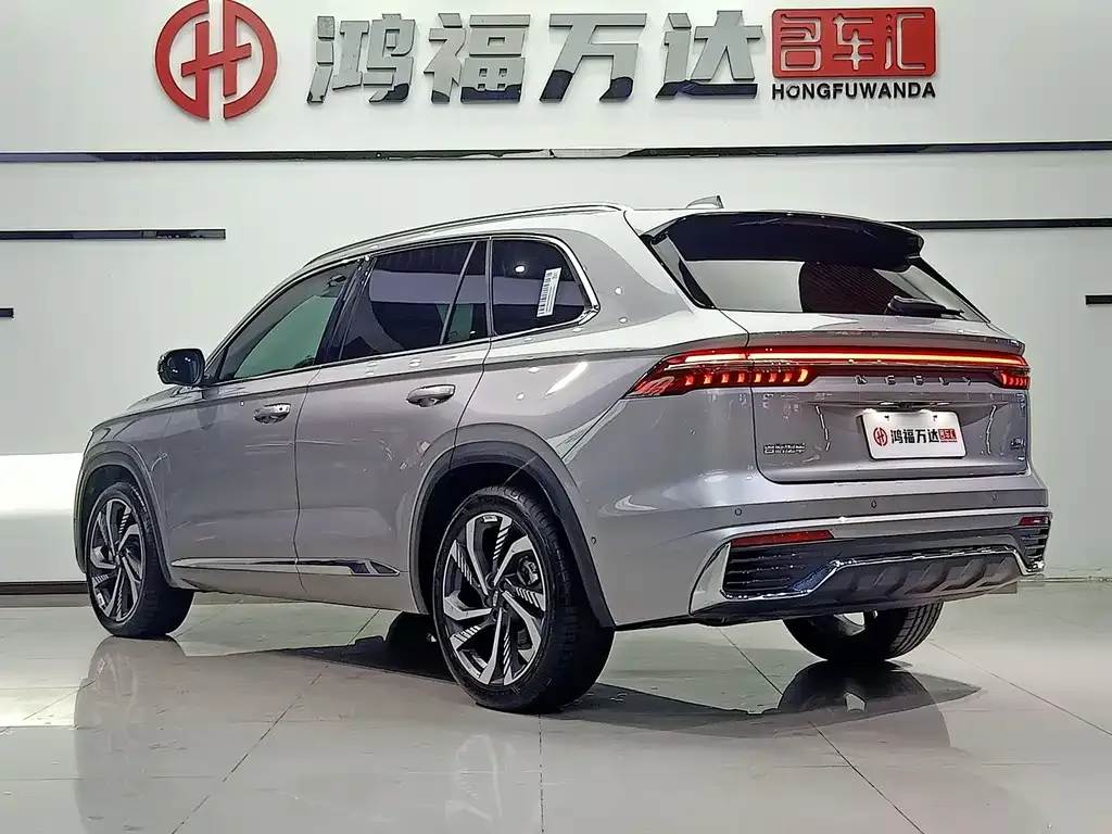 Geely Xingyue L — фото 3