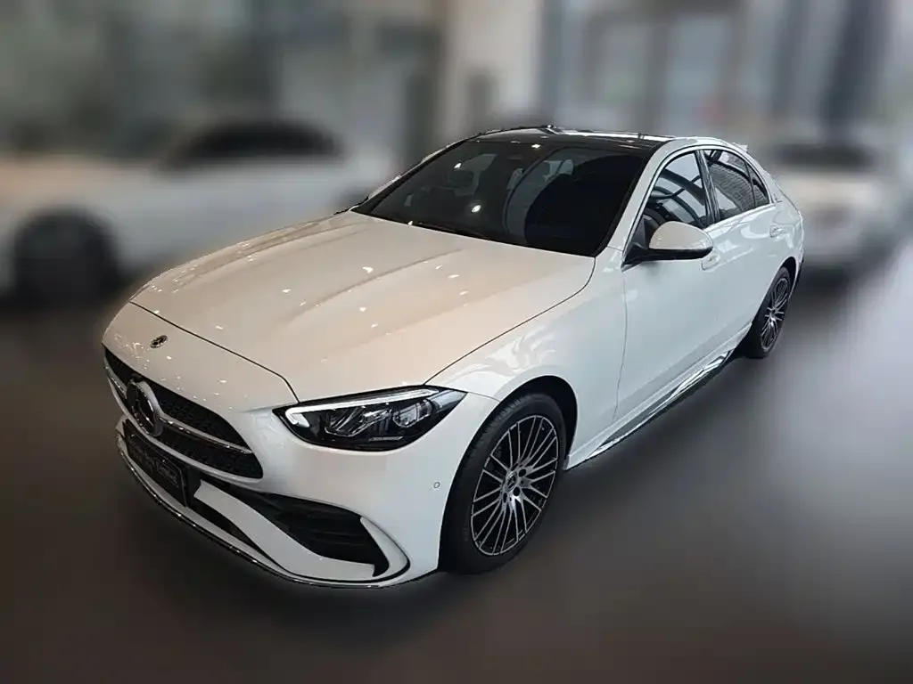 Mercedes-Benz C-Class — фото 1