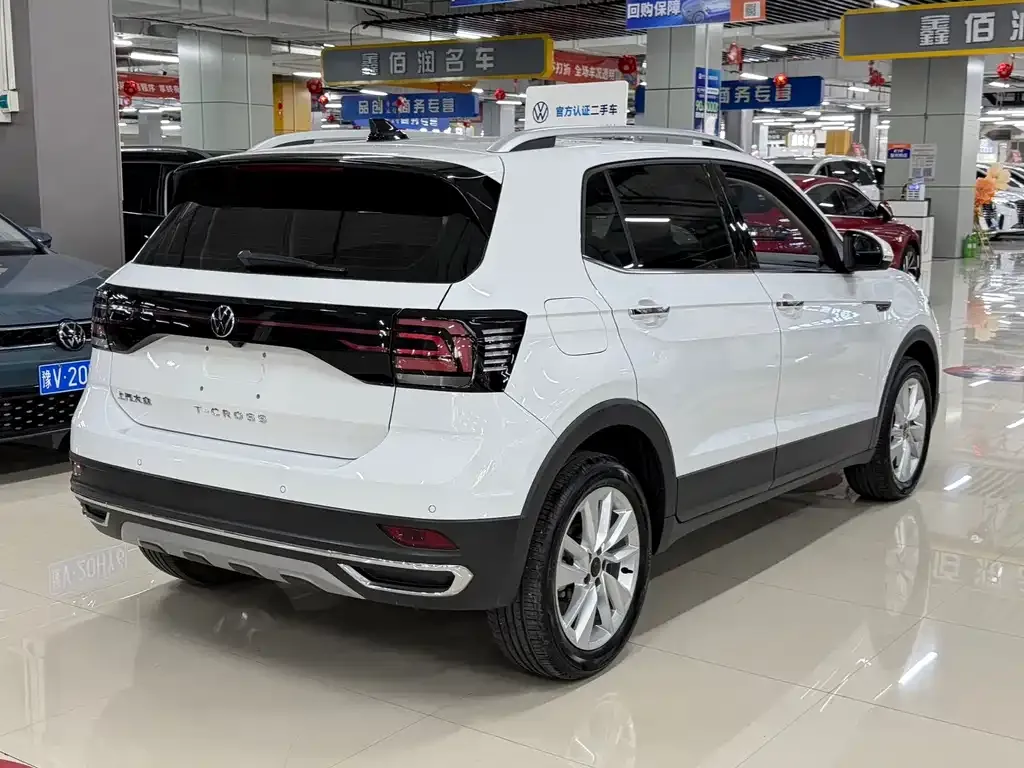 Volkswagen T-Cross — фото 5