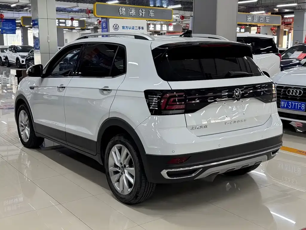 Volkswagen T-Cross — фото 4