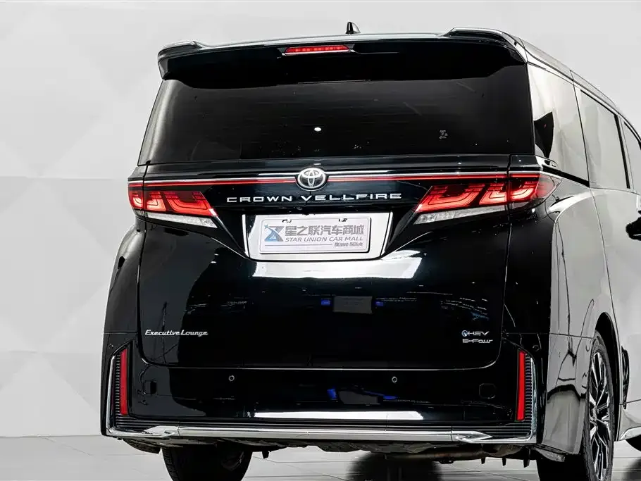 Toyota Vellfire — фото 9