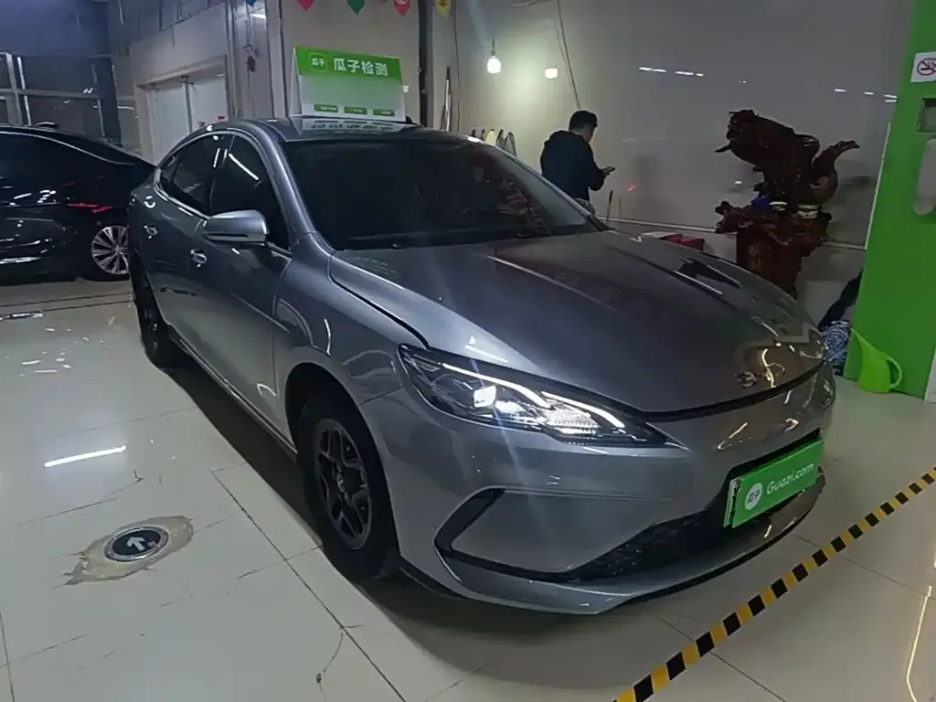 BYD Seal 05 DM-i — фото 9